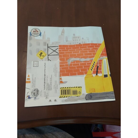 Baby Builders Bebes Constructores (Bilingual Spanish English) Children's Book - Picture 2 of 8